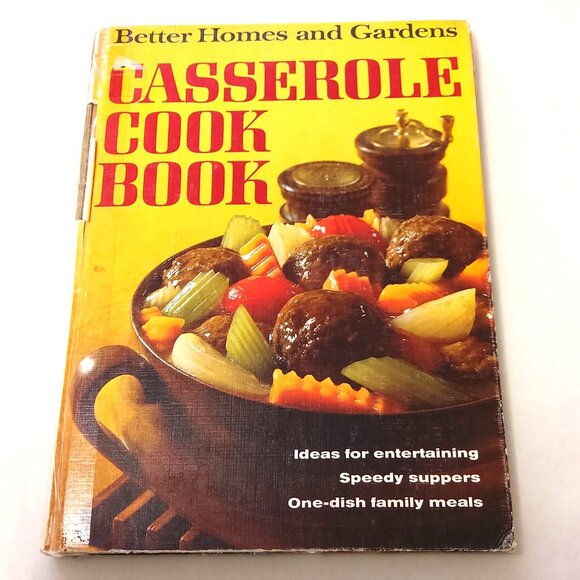 Preowned Better Homes and Gardens Casserole Cook Book Hardcover –1968 - Picture 1 of 4